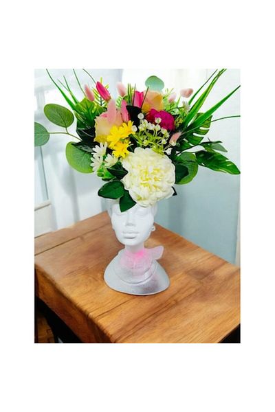 OEM Vase bust made of plaster with floral arrangement