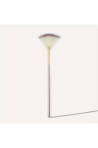 Choice1 Gold 1pc Fan Shaped Highlight Brush Contour Brush Blending Highlighter Makeup Brush Face Loose Powde