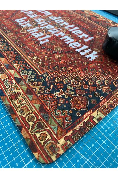 rakkun shop A Carpet That Sweeps All Worries Pattern Printed Mouse Pad (28X40 cm)