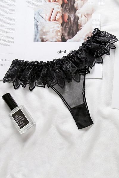 OEM Sexy thong panties, semi-transparent, cute pattern with contrasting lace and floral motif, LH3020