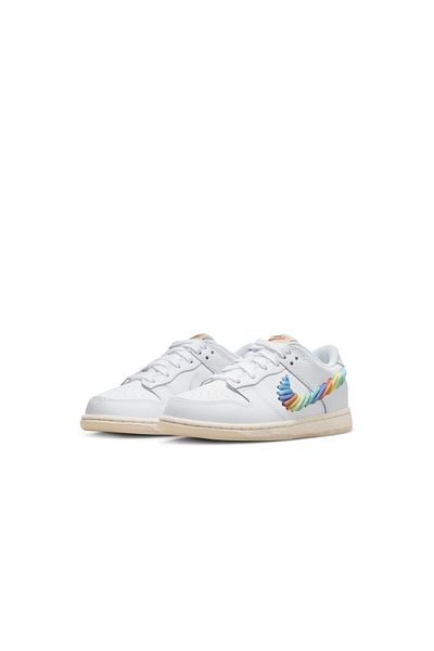 Nike Dunk Low SE "Rainbow Lace Swoosh"
