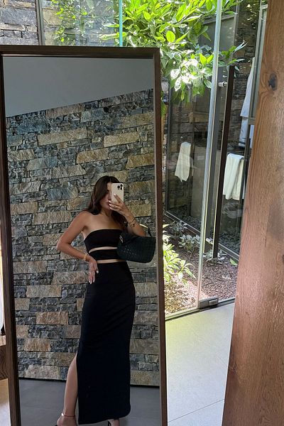 Özge Özgenç Strapless Dress with Low-Cut Bust