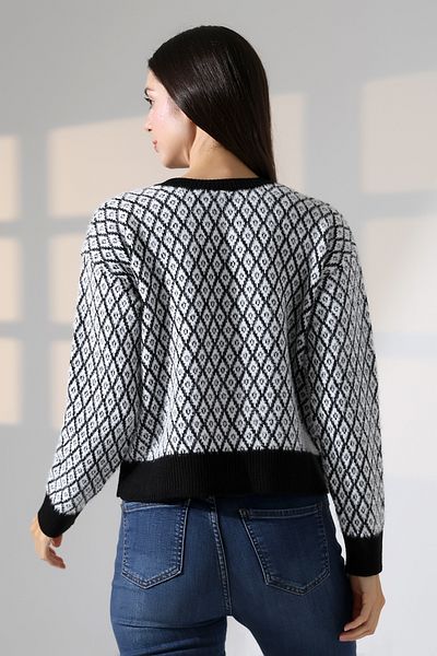 ALCHON Round Neck Long Sleeve Buttoned Diamond Jacquard Patterned Furry Soft Textured Knitwear Cardigan