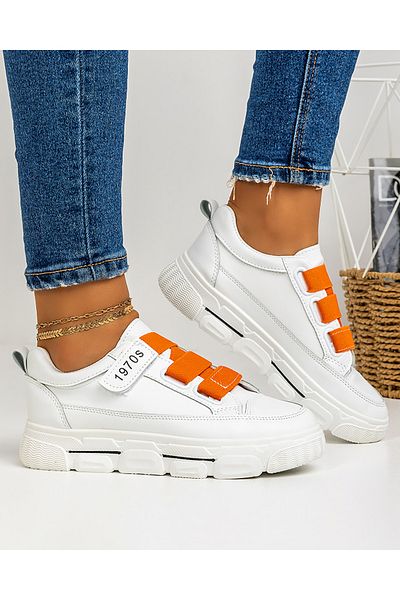 starlike Women's white and orange sports shoes A134