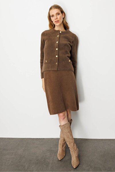 Desen Triko Women's O-Neck Metal Button Aphrodite Short Knitwear Jacket Brown