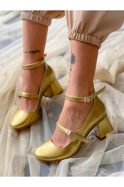 BERFONA Dasah Gold Patent Leather 5 cm Heel Band Sandals