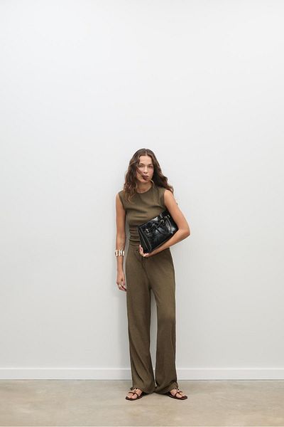 Stradivarius Flowing creased-effect trousers