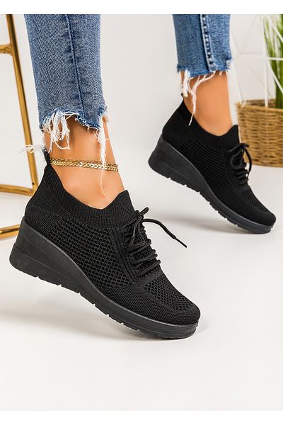 starlike Women's black sports shoes A121