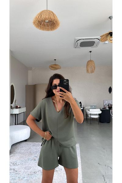 Buket Teke Khaki Shorts Blouse Modal Set