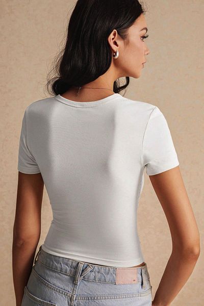 Teenage Millionaire Women's White Cherry Leopard Patterned Crew Neck Lycra Short Sleeve Body Crop Blouse
