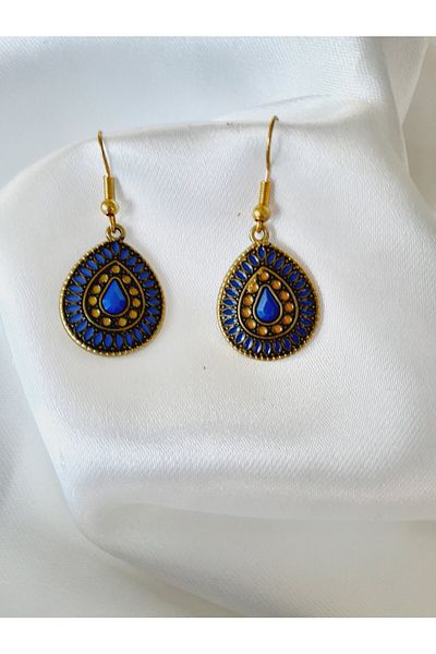 Minnoş Dükkan Dangle Drop Earrings