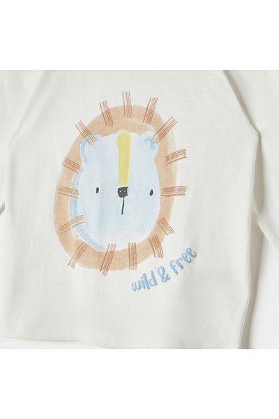Juniors Graphic Print T-Shirt with Crew Neck and Long Sleeves