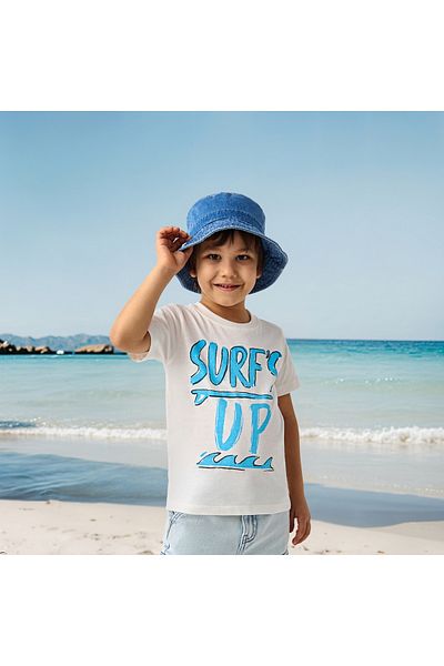 Juniors Typographic Print Crew Neck T-shirt with Short Sleeves
