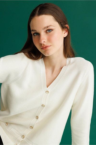 Desen Triko Women's V-Neck Buttoned Cardigan Bone