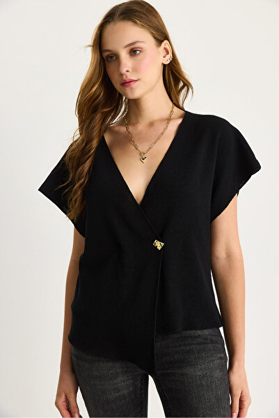 Bianco Lucci Women's Gold Button Detailed Double Breasted V Neck Knitwear Blouse 20251022