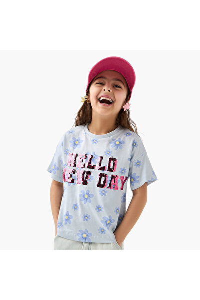 Juniors Embellished T-shirt with Short Sleeves