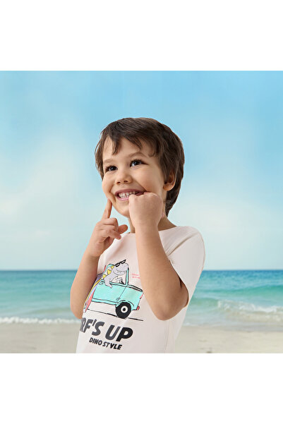 Juniors Printed T-shirt with Short Sleeves