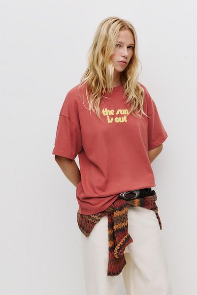 Pull & Bear Red slogan T-shirt