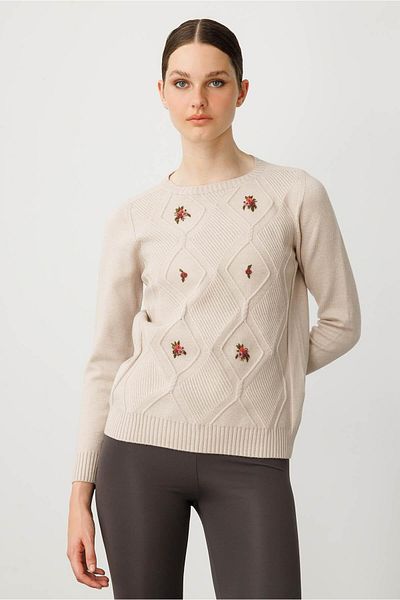 Desen Triko Women's Crew Neck Front Diamond Embroidery Embroidered Sweater Beige