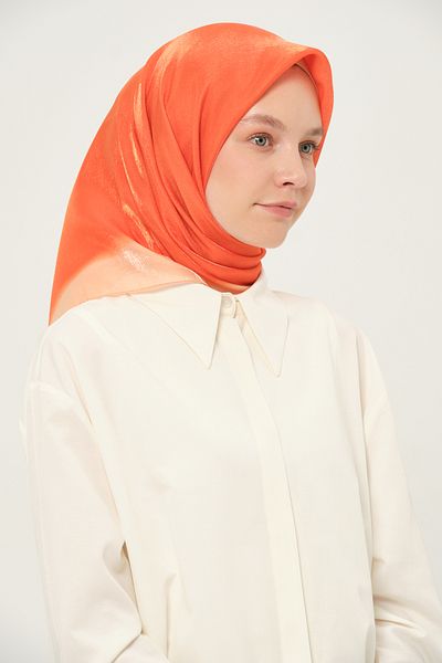 Madame Polo Κεχριμπάρι Τετράγωνο Φουλάρι Πολύχρωμο 90x90 εκ. Μη ολισθηρό ύφασμα