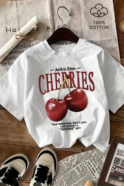 Tarz Cool Tricou alb cu decolteu obișnuit cu imprimeu de cireșe pentru femei