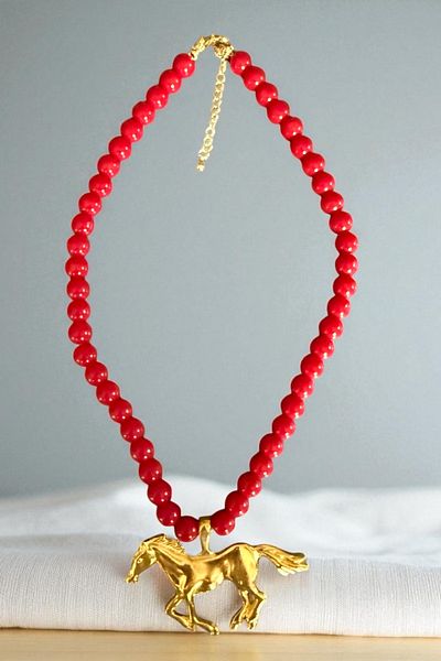 Pinty Design Women's Necklace with Big Horse Figure
