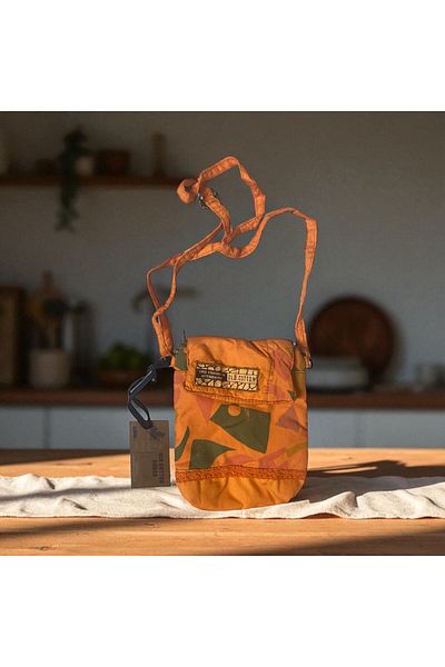 Old Cotton Vintage Colorful Ethnic Loose Single Compartment Daily Women's Arm Shoulder Cross Phone Bag 14 cm X 17 cm