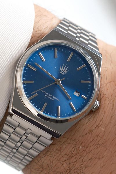 WATCHOFROYAL Virtus Classic Time Silver Blue Wrist Watch