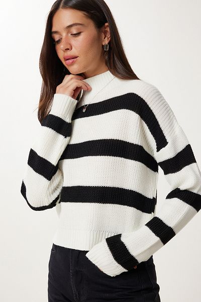Happiness İstanbul Women's Ecru High Collar Striped Knitwear Sweater ZA00073