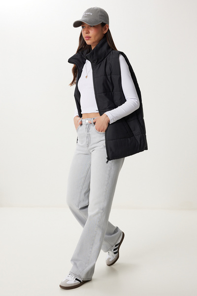 Happiness İstanbul Women's Black Zipper Stand Collar Puffer Vest Qa00006