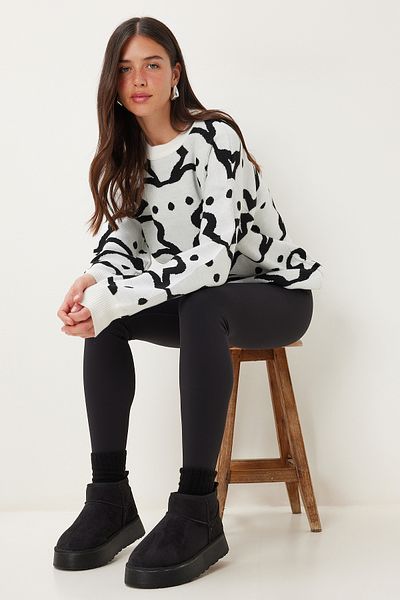 Happiness İstanbul Women's Ecru Patterned Thick Knitwear Sweater KB00036