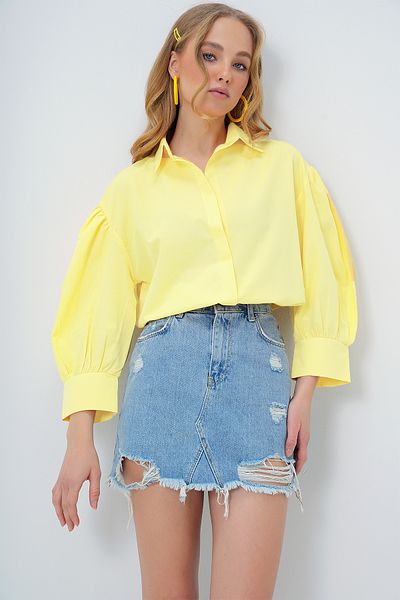 Trend Alaçatı Stili Női sárga léggömb ujjú, rejtett póló, alap poplin ing ALC-X9654