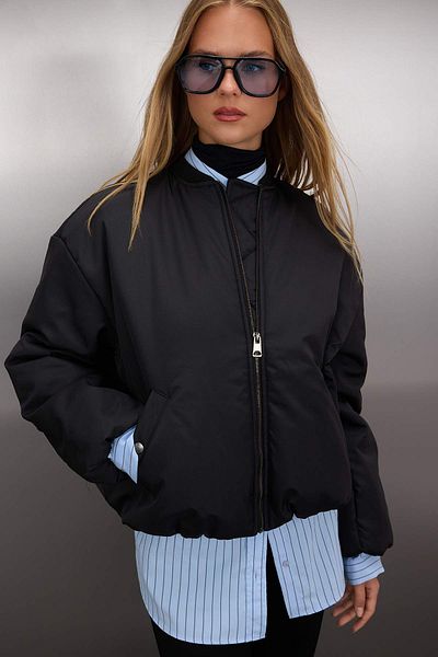 Trendyol Collection Black Regular Fit Bomber Fiber Inflatable Coat Twoaw26Mo00111