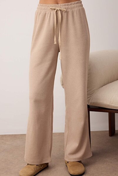 Trendyol Collection Bézs derék kötés részletes gofri kötött pizsama szett THMAW26PT00050