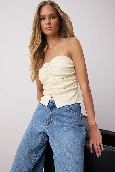 Trendyol Collection Ecru Pearl Embroidered Strapless Body Hugging/Fitted Knitwear Blouse Twoss25Bz00596