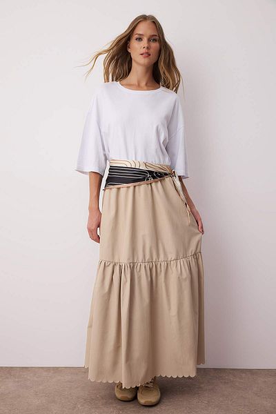Trendyol Modest Μπεζ χωρίς επένδυση ίσια υφαντή φούστα με λεπτομέρεια Hijab TCTSS25EE00023