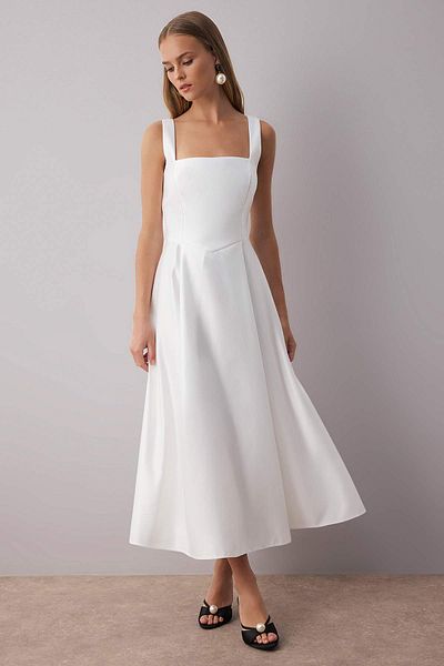 Trendyol Collection Rochie de seară elegantă din satin țesut în linie A albă Rochie de absolvire de seară TPRAW25EL00040