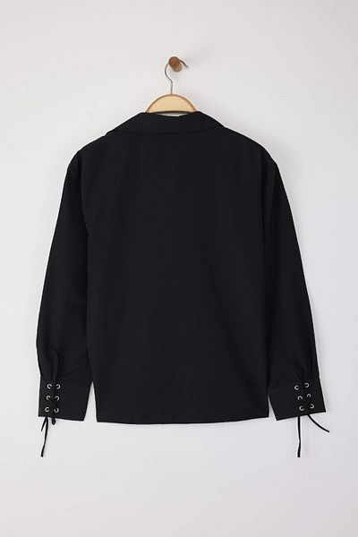 Trendyol Collection Черна риза с дантела отпред TWOAW26GO00010