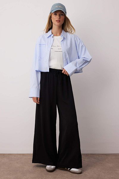 Trendyol Modest Μαύρο υφαντό παντελόνι με φαρδύ πόδι TCTSS22PL0240