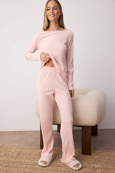 Trendyol Collection Приталений піжамний комплект з порошковим слоганом Шина Детальна інформація THMAW21PT0269