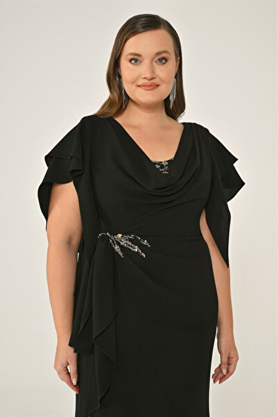 ALFABETA KADIN ABİYE DEGAJE YAKA BELİ AKSESUARLI BÜZGÜLÜ KREP UZUN ELBİSE