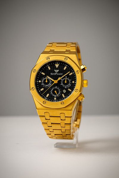 Goldpower Luxury Men's Wristwatch with Steel Calendar