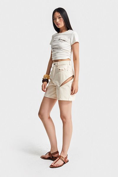 its basic Women's Raw Color 7S5-69 Midi Length Zipper Detailed 100% Cotton Mom Fit Design Denim Shorts