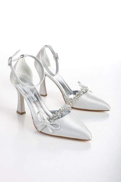 mka mikana Satin Heeled Shoes with Stones and Bow