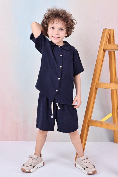 Arya Nisa Kids قميص صيفي للأولاد بأزرار للموسم الجديد طقم مكون من قطعتين مع شورت