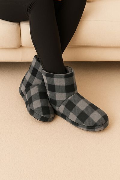 fluffy Ανδρικές μπότες για παπούτσια για το σπίτι με φλις καρό στάμπα, βελούδινο εσωτερικό, χοντρή και αντιολισθητική σόλα