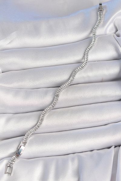 Skygo Silver Color Zircon Stone Brass Bracelet Model Tj-Bb6925
