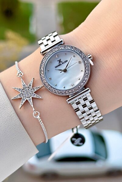 Daniel Klein Gümüş Renk 28 Mm Kadın Kol Saati ve Bileklik