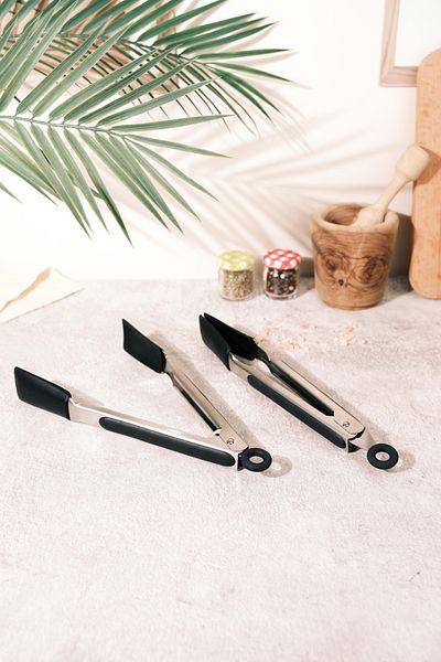 AYEM HOME Premium Silicone Tongs with Metal Handle Lock System – Black