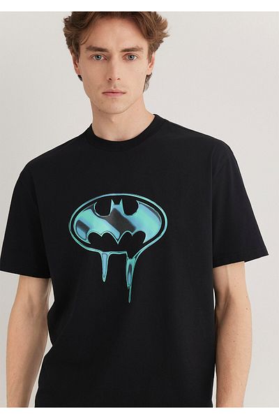 Mavi Μαύρο μπλουζάκι με στάμπα Batman Loose Fit / Loose Relaxed Fit 0612566 -900